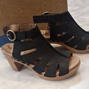 Dansko Demetra Black Nubuck Heeled Sandal PeepToe Bootie Sz 40= 9/9.5 Mules Boho